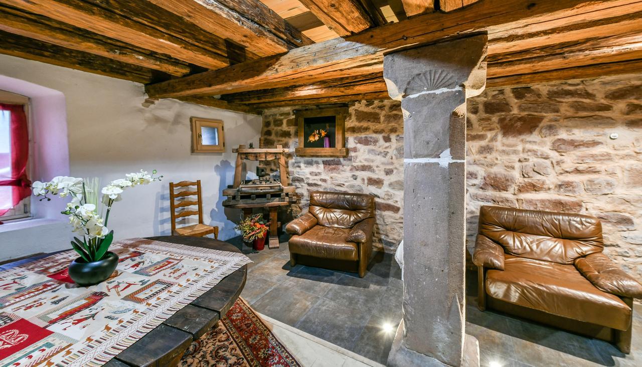 Porte Des Pucelles Villa Ribeauvillé Esterno foto
